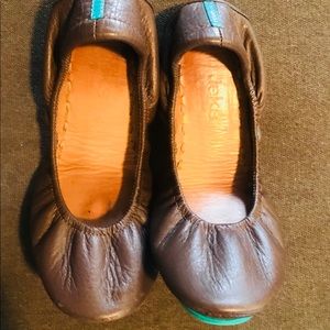 Tieks flats size 6